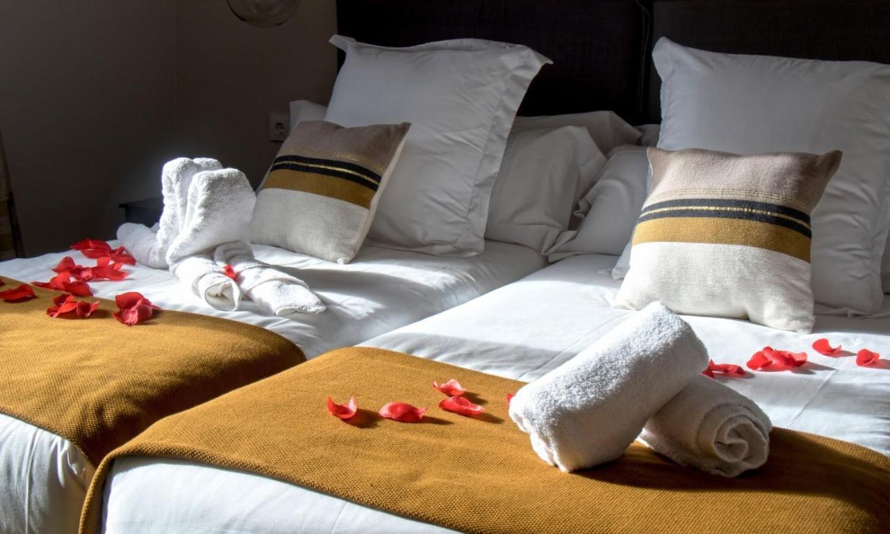 Hotel Tierras De Cebreros Eksteriør bilde